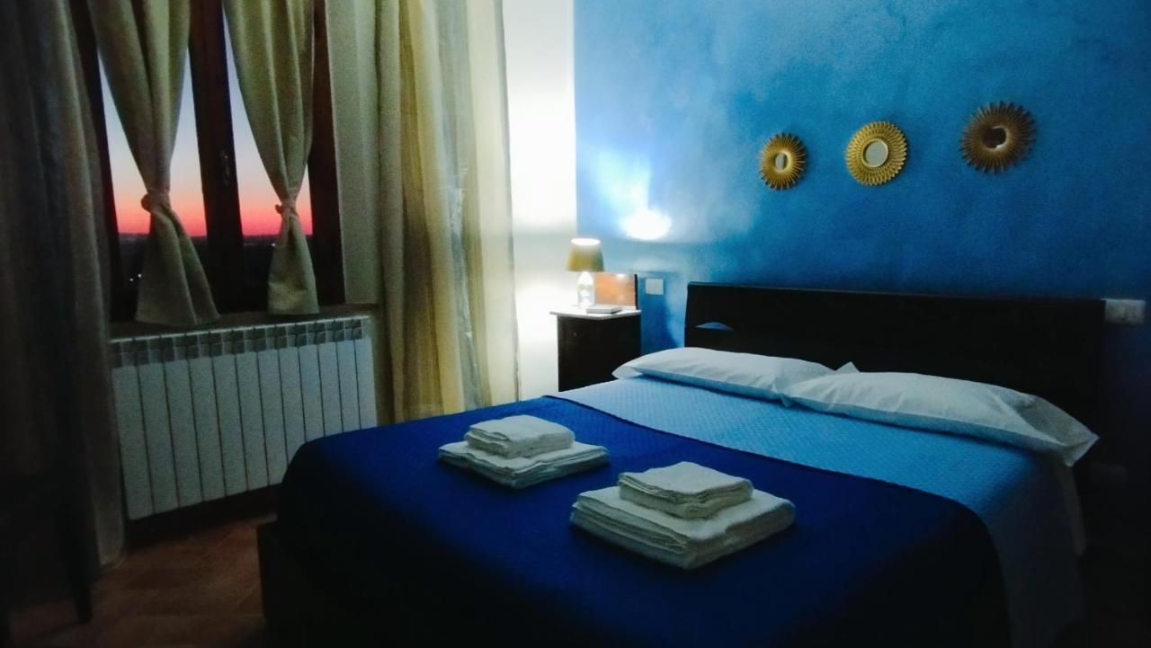 La Casa Tra Gli Ulivi Bed & Breakfast Cortona Dış mekan fotoğraf